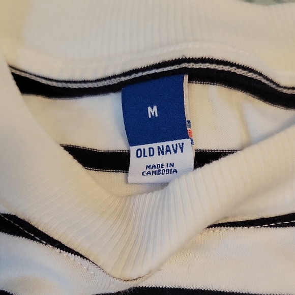 Set of 3 Old Navy Tee-Shirt Dresses - Picture 2 of 3